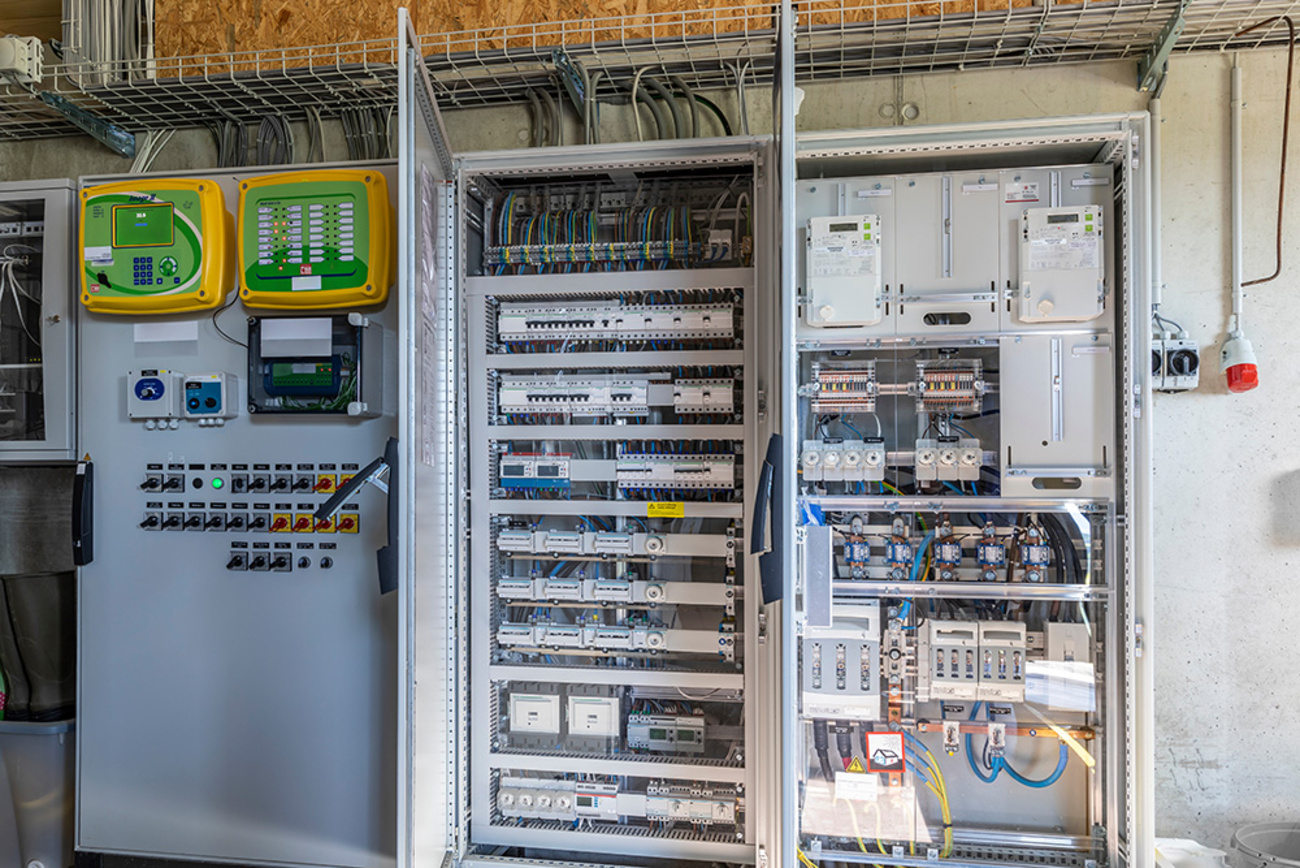 Nieder­spannungs­anlagen bei ESP Elektrotechnik GmbH & Co. KG in Leutershausen