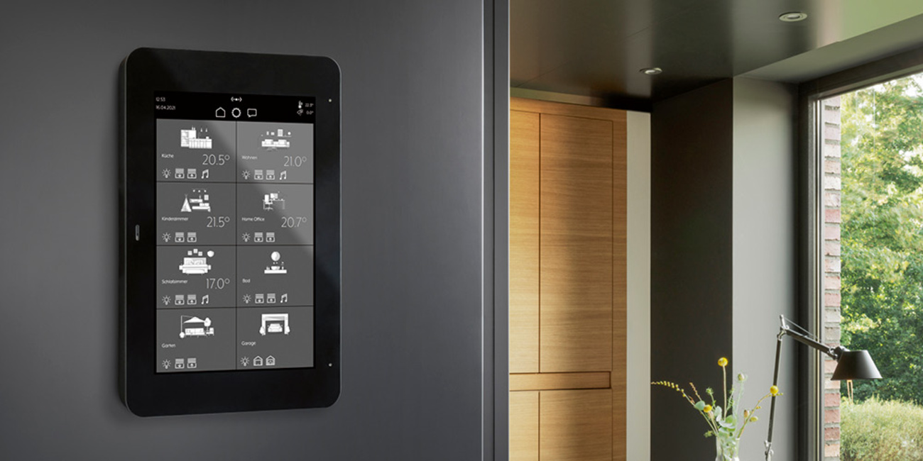 JUNG Smart Panel 8 bei ESP Elektrotechnik GmbH & Co. KG in Leutershausen